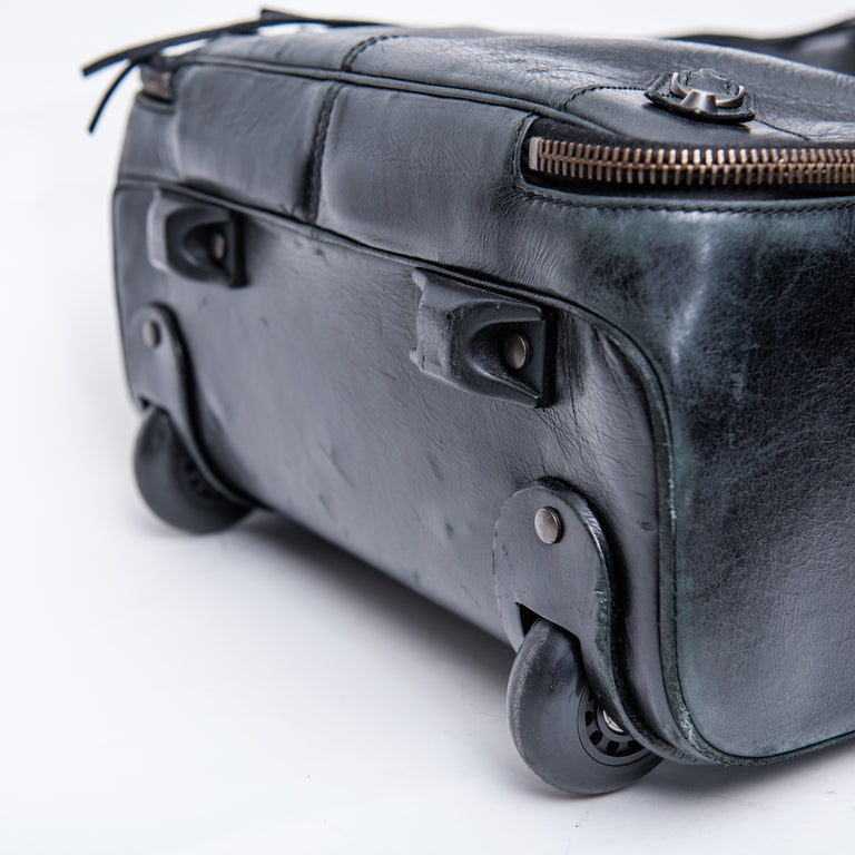 Balenciaga Carry On